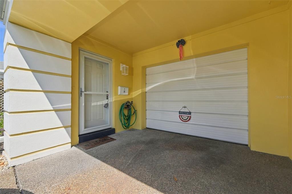 8353 CANDLEWOOD ROAD, SEMINOLE, FL — photo 2 of 18
