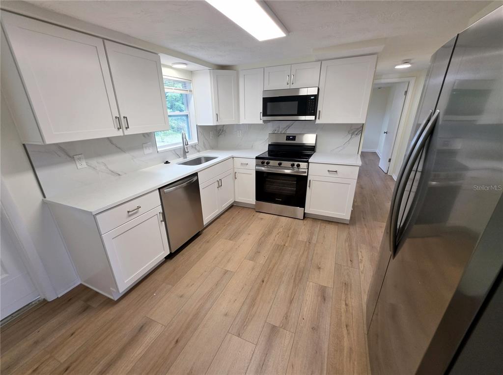 3647 BIGELOW DRIVE, HOLIDAY, FL — photo 2 of 28