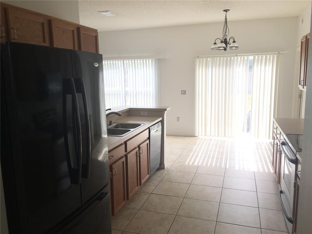 1726 CROWNED AVENUE, GROVELAND, FL — photo 2 of 10