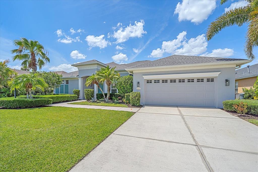 8015 SPRING MARSH DRIVE, BRADENTON, FL — photo 2 of 30