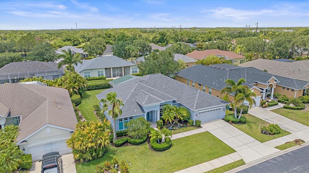 8015 SPRING MARSH DRIVE, BRADENTON, FL — photo 5 of 30