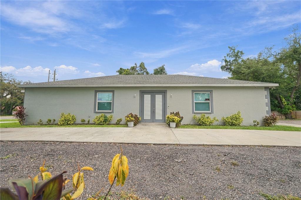 1710 MANATEE AVENUE E, BRADENTON, FL — photo 4 of 21