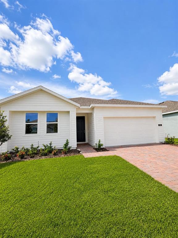 429 MARION LOOP, HAINES CITY, FL — photo 2 of 12