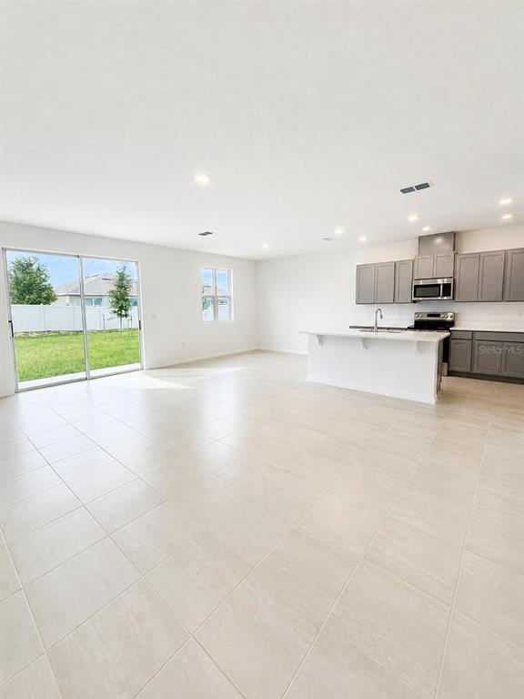429 MARION LOOP, HAINES CITY, FL — photo 4 of 12