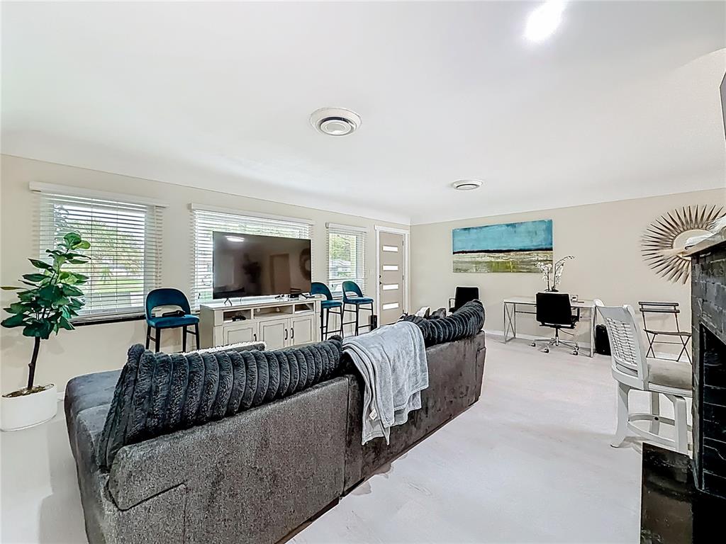 6170 7TH AVENUE N, ST PETERSBURG, FL — photo 5 of 24