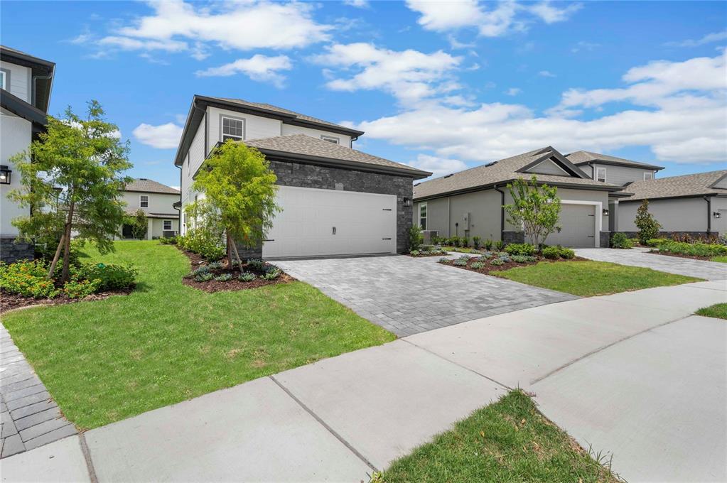 7668 SOMERSWORTH DRIVE, KISSIMMEE, FL — photo 2 of 29
