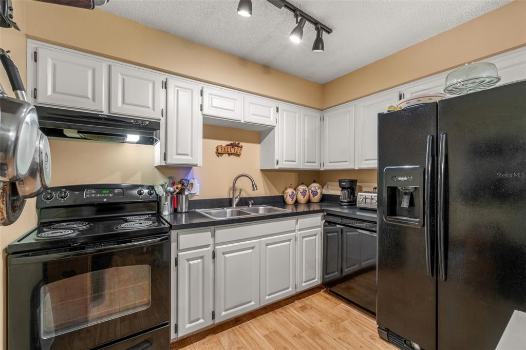 31 RUTH DRIVE, PALM COAST, FL — photo 2 of 23
