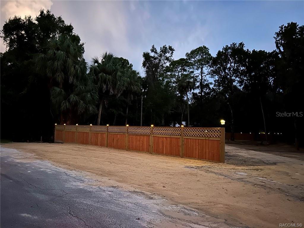 34 Palm DRIVE, INGLIS, FL — photo 2 of 20