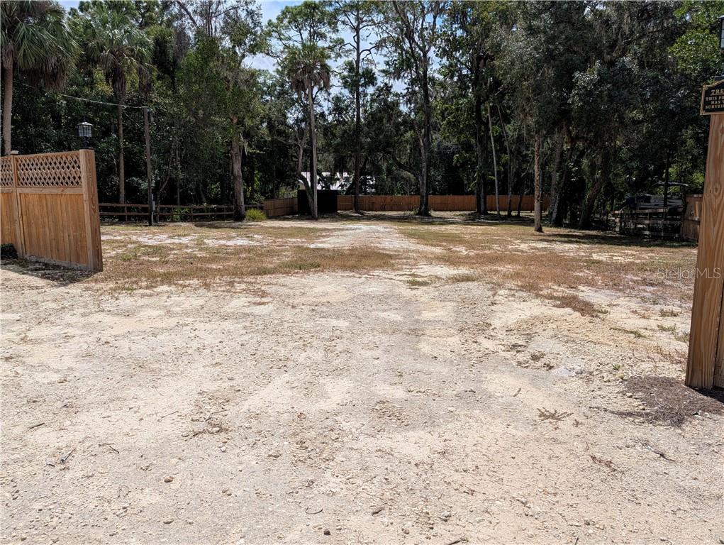 34 Palm DRIVE, INGLIS, FL — photo 3 of 20
