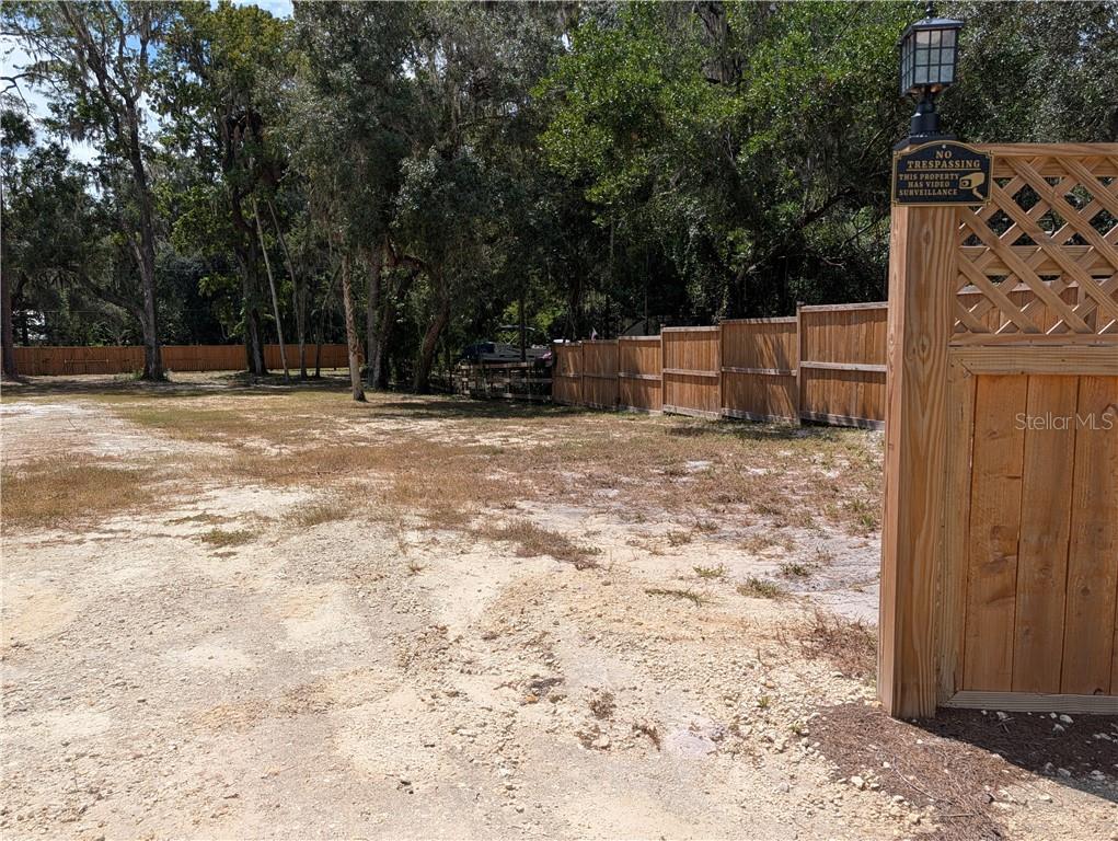 34 Palm DRIVE, INGLIS, FL — photo 4 of 20