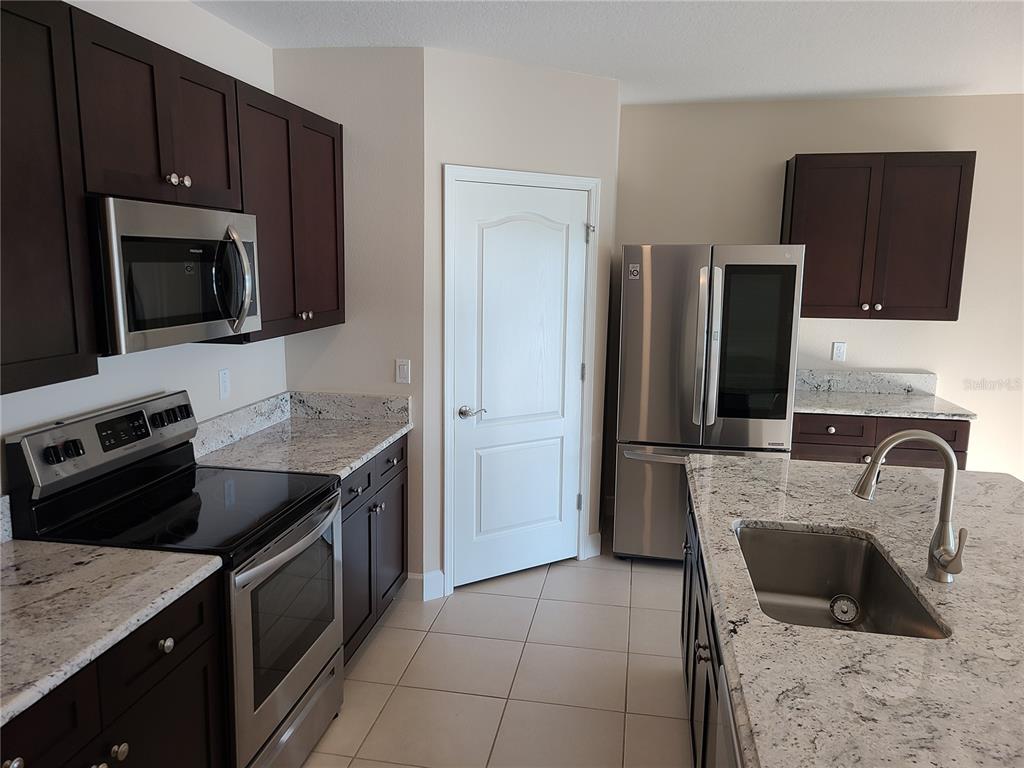 3423 LANDING VIEW, TAVARES, FL — photo 4 of 13