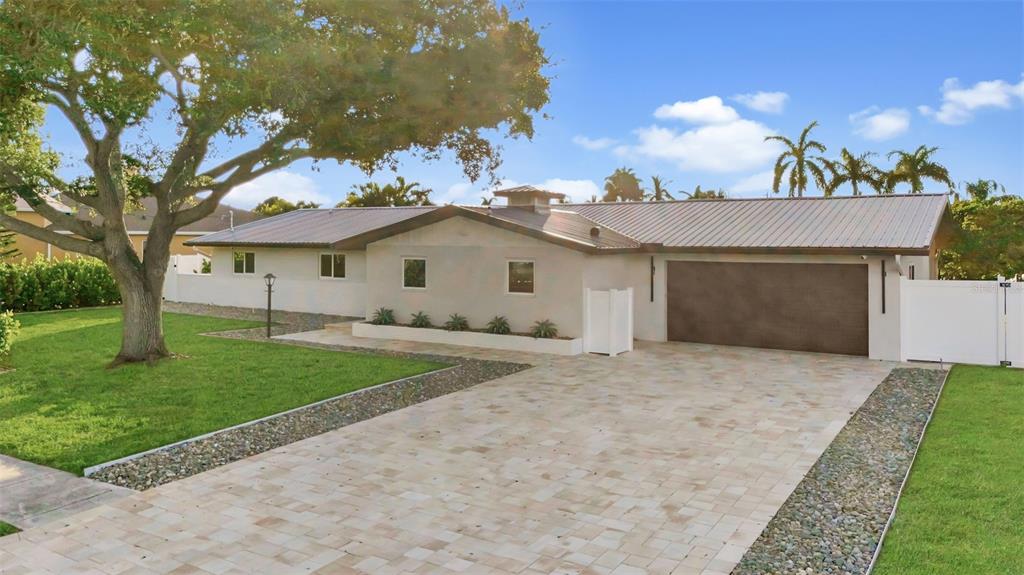 2303 CONSTITUTION BOULEVARD, SARASOTA, FL — photo 2 of 30