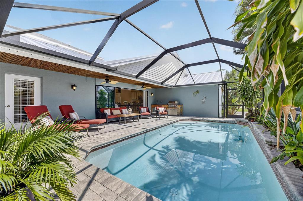 918 SHAGOS DRIVE, APOLLO BEACH, FL — photo 3 of 30