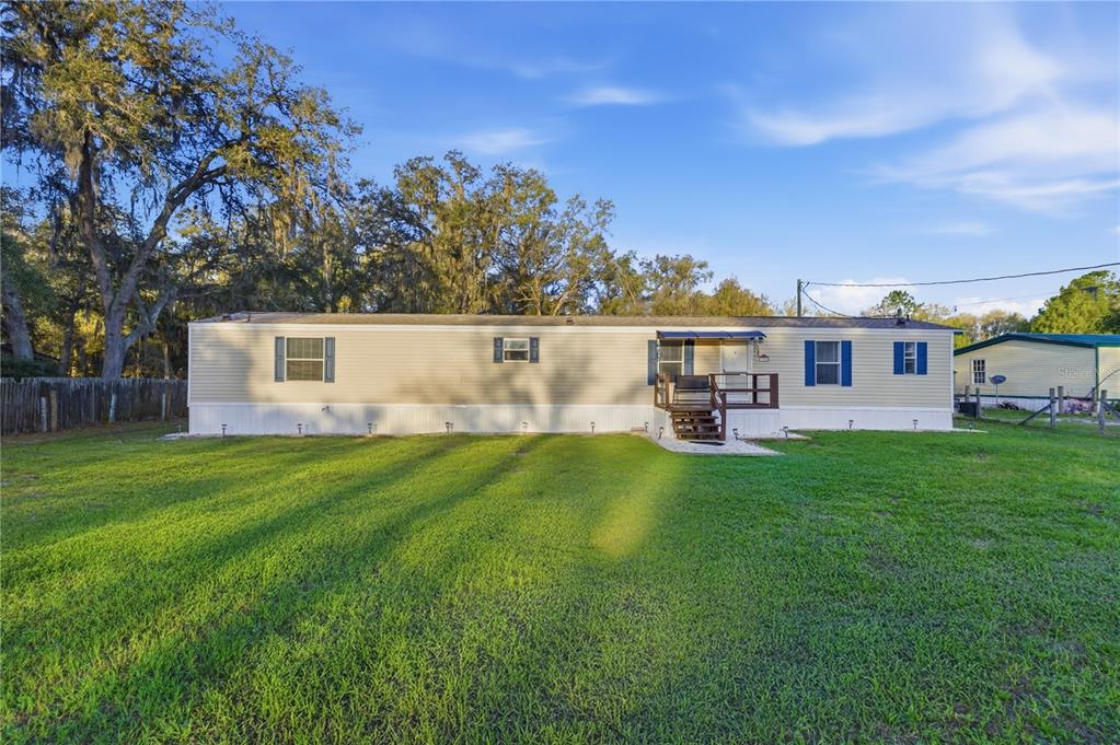 17500 NE 39TH COURT