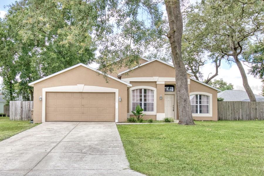 10205 SPRING MOSS AVE