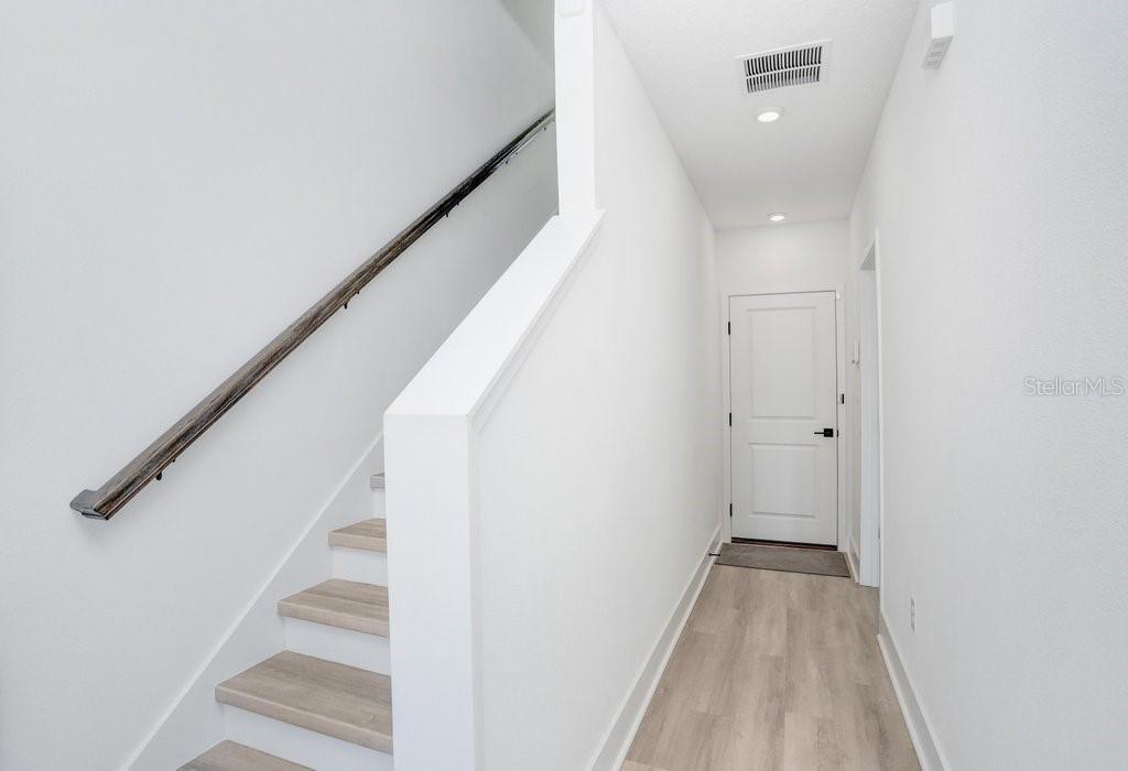 2506 W CLEVELAND STREET UNIT 20, TAMPA, FL — photo 4 of 30
