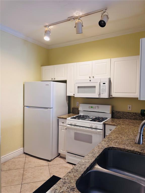 2723 VIA CAPRI UNIT 814, CLEARWATER, FL — photo 5 of 23