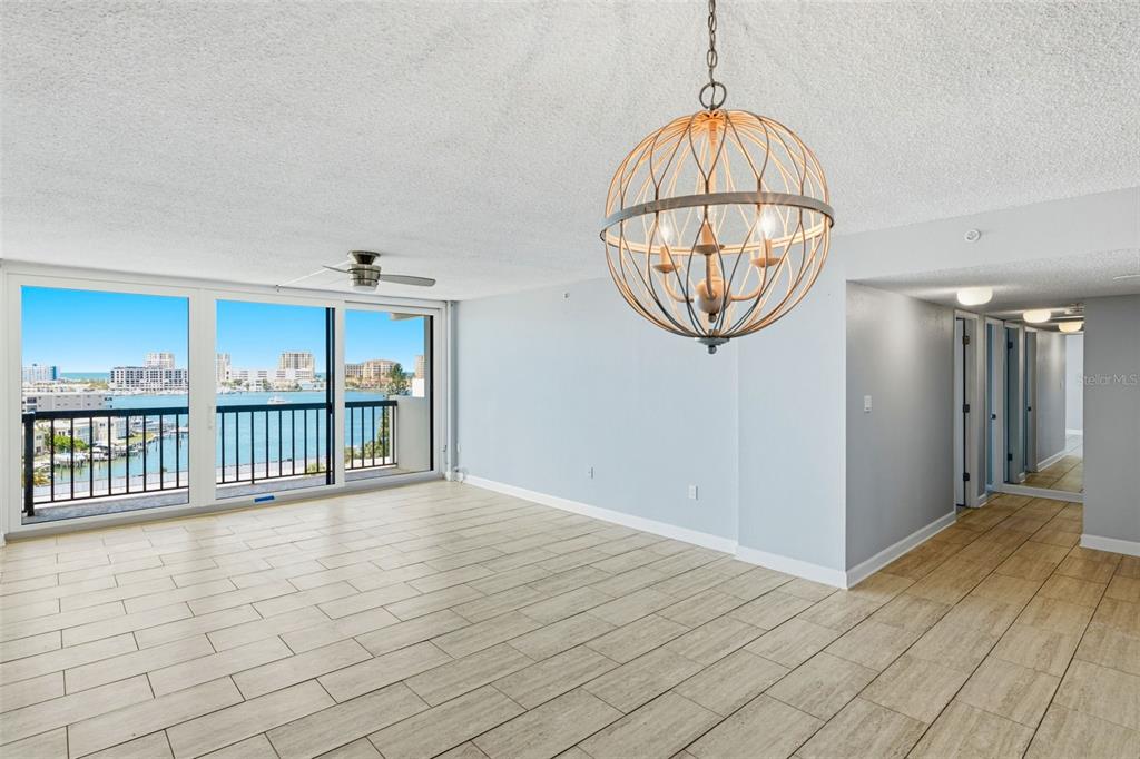 400 ISLAND WAY UNIT 805, CLEARWATER, FL — photo 4 of 30