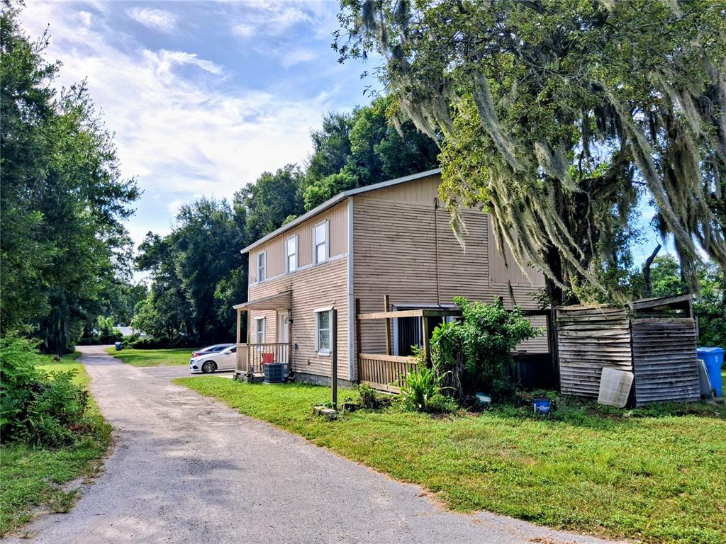 1208 S TAYLOR ROAD, SEFFNER, FL — photo 5 of 38