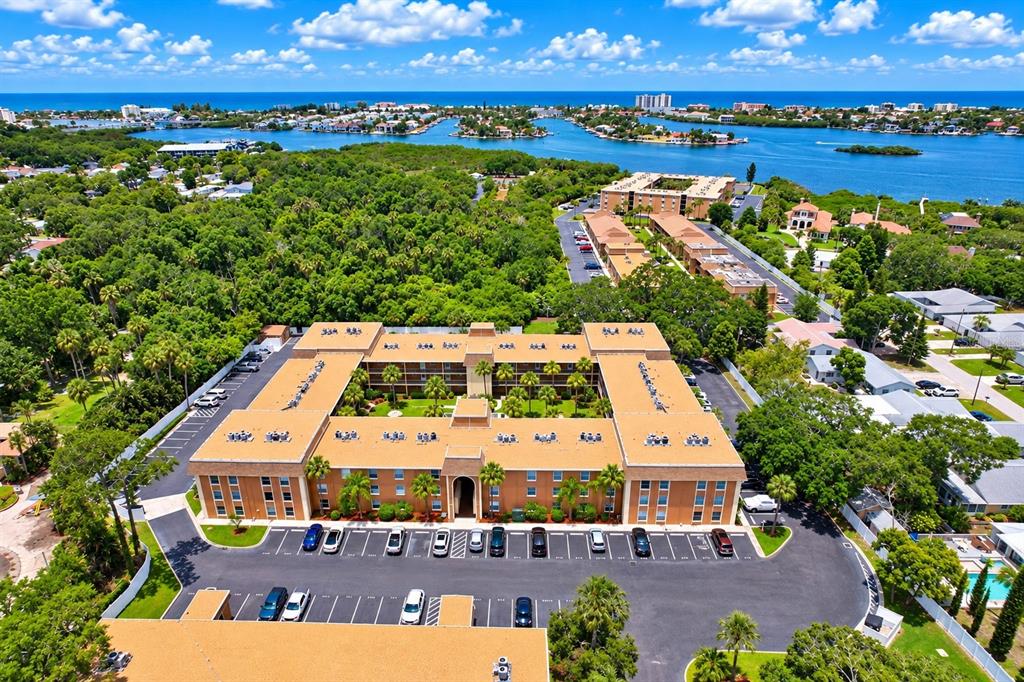 12760 INDIAN ROCKS ROAD UNIT 555