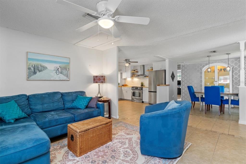 142 2ND AVENUE, NOKOMIS, FL — photo 3 of 48