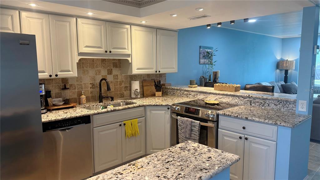 325 N CAUSEWAY UNIT 1070, NEW SMYRNA BEACH, FL — photo 3 of 21