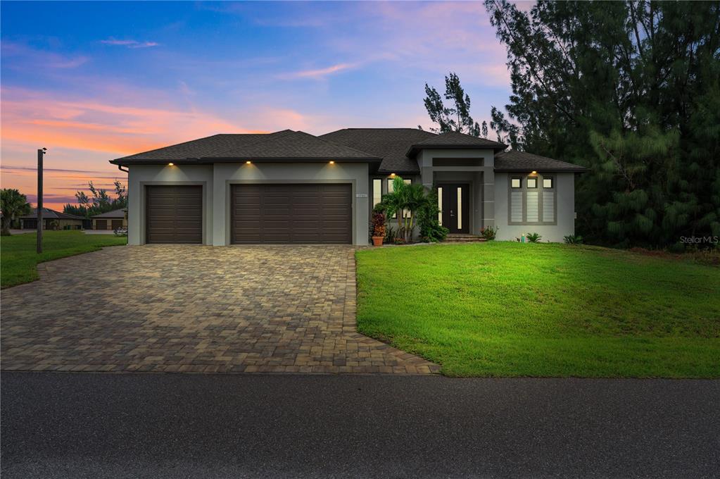 15761 AQUA CIRCLE