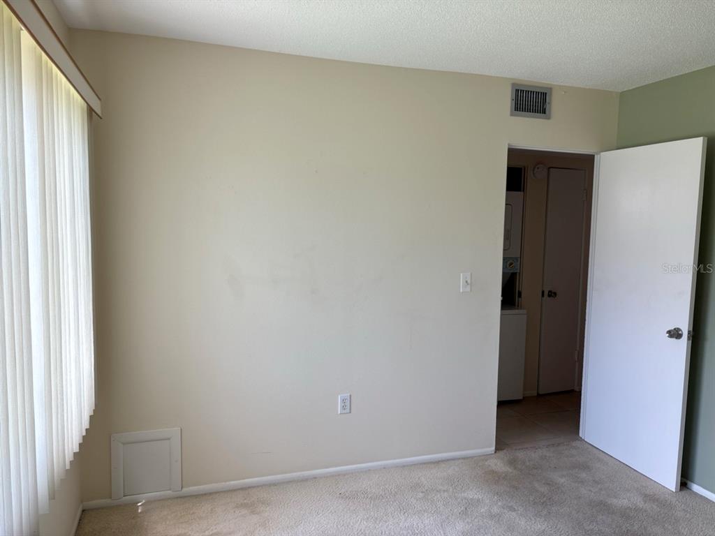 39 STRATHMORE BOULEVARD, SARASOTA, FL — photo 5 of 15