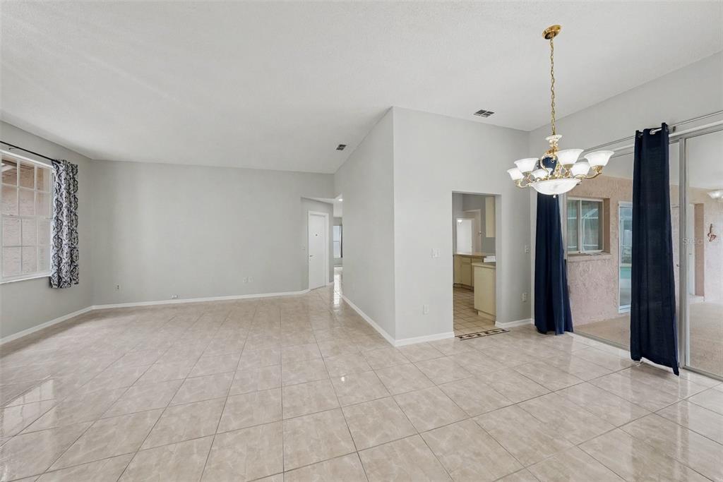 907 BRITTANY PARK BOULEVARD, TARPON SPRINGS, FL — photo 5 of 30
