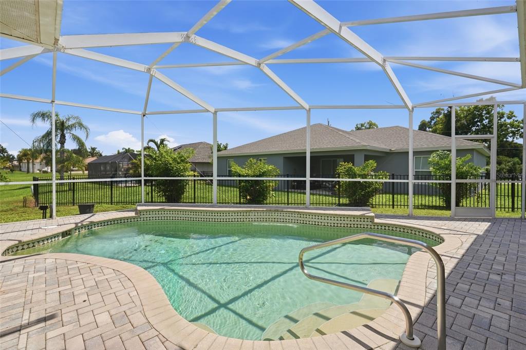 2262 RIO DE JANEIRO AVENUE, PUNTA GORDA, FL — photo 3 of 30