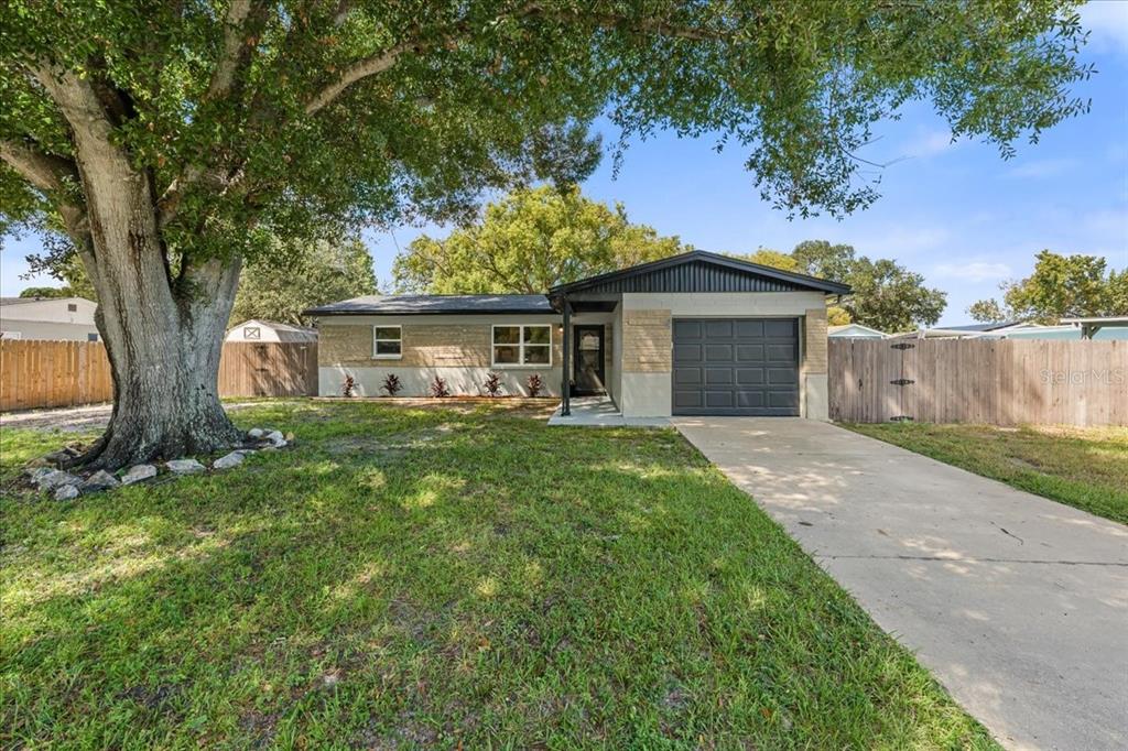14756 MOCKINGBIRD LANE E