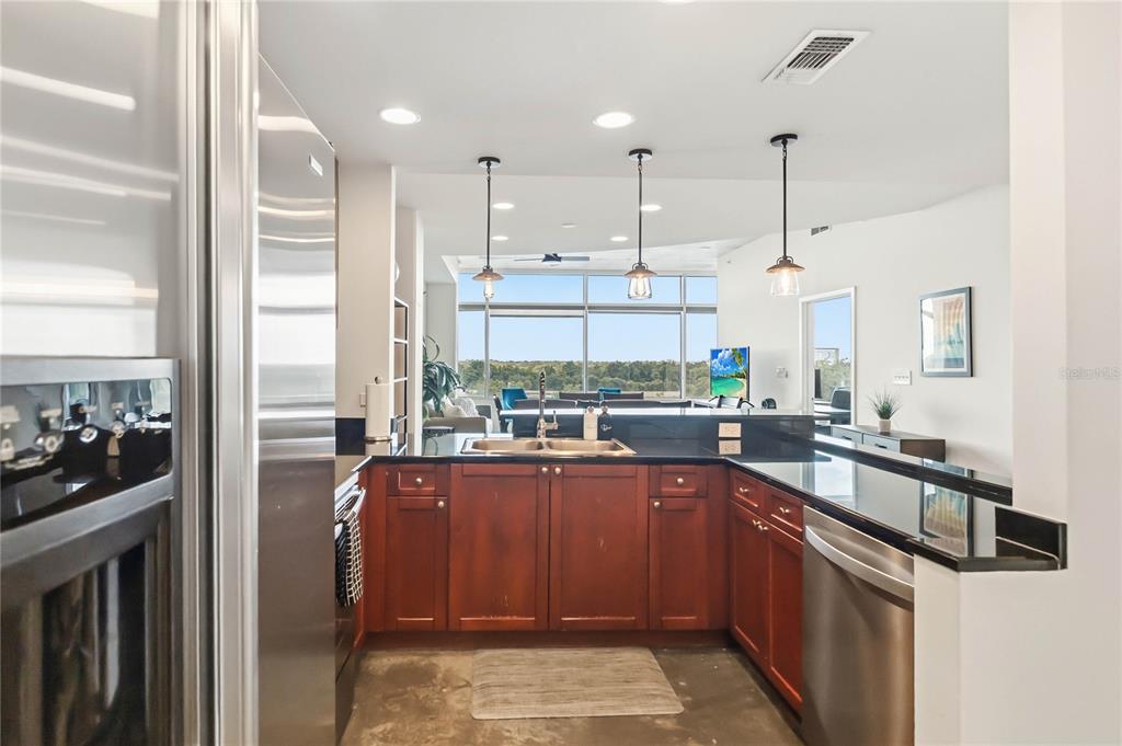 525 E JACKSON STREET UNIT 706, ORLANDO, FL — photo 4 of 29