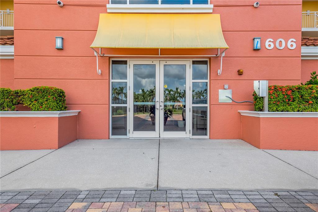 606 RIVIERA DUNES WAY UNIT 405, PALMETTO, FL — photo 5 of 30