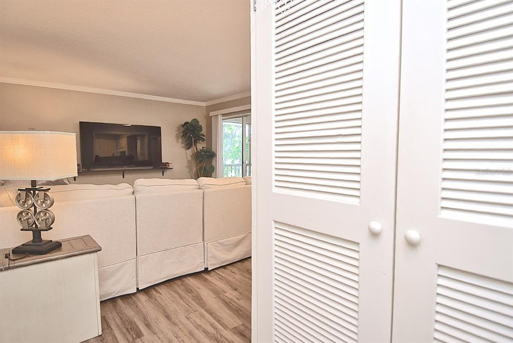 2121 WOOD STREET UNIT 201, SARASOTA, FL — photo 3 of 28