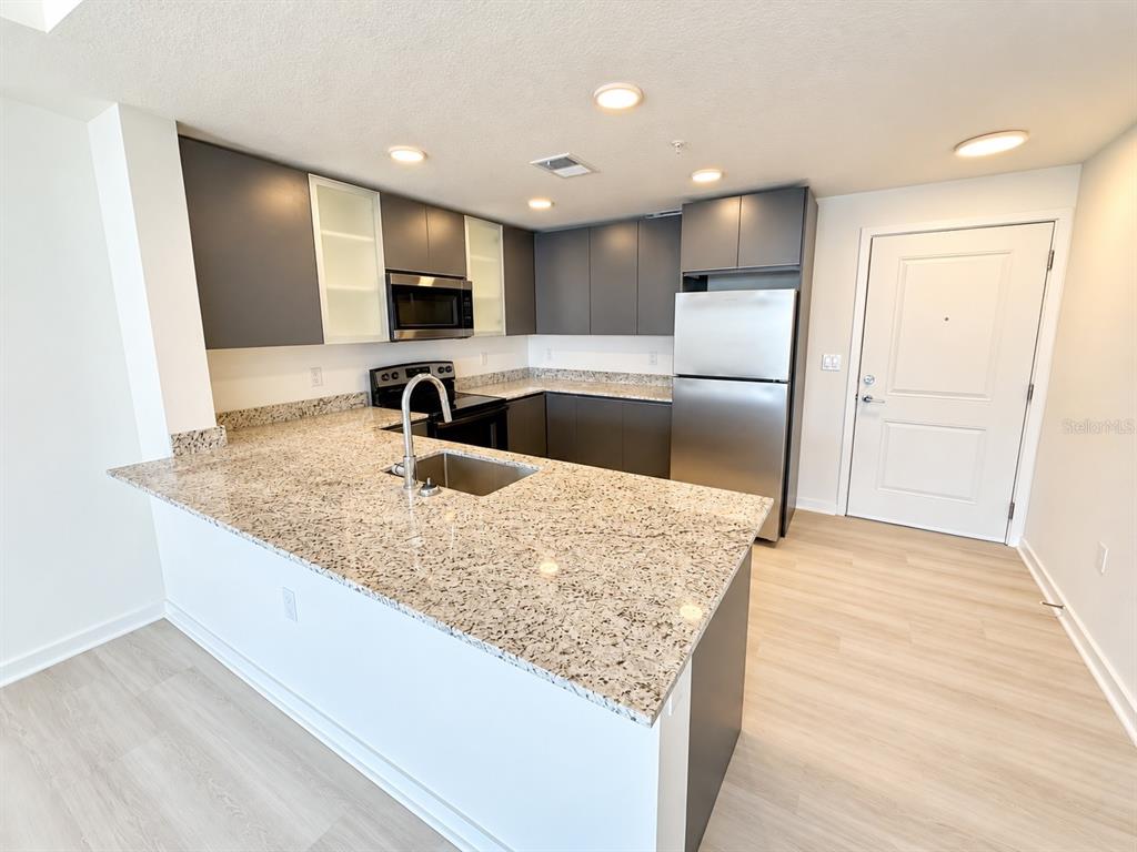 5591 MILLENIA PARK BOULEVARD UNIT 401, ORLANDO, FL — photo 3 of 16