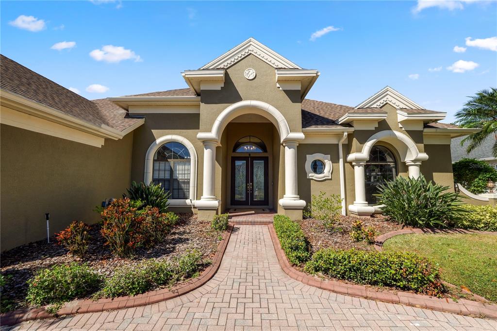1217 VISTA HILLS DRIVE