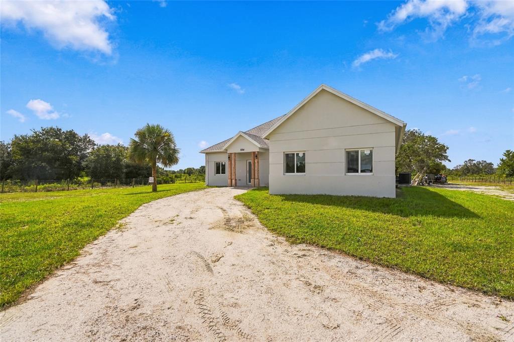 15306 NW 270TH STREET, OKEECHOBEE, FL — photo 4 of 30