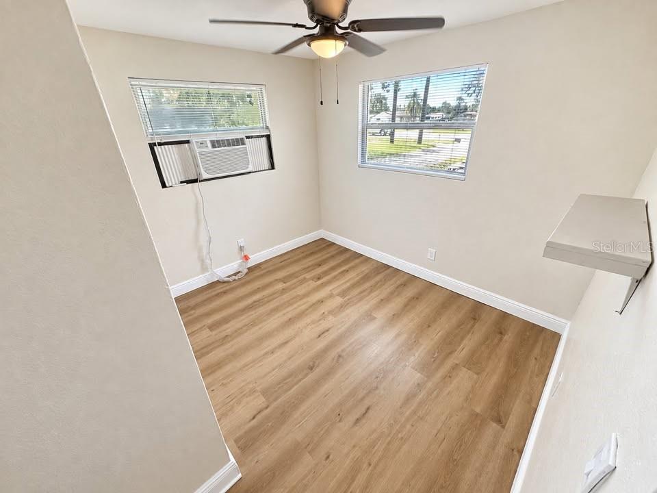 5820 W US HIGHWAY 92 UNIT 2, PLANT CITY, FL — photo 4 of 5