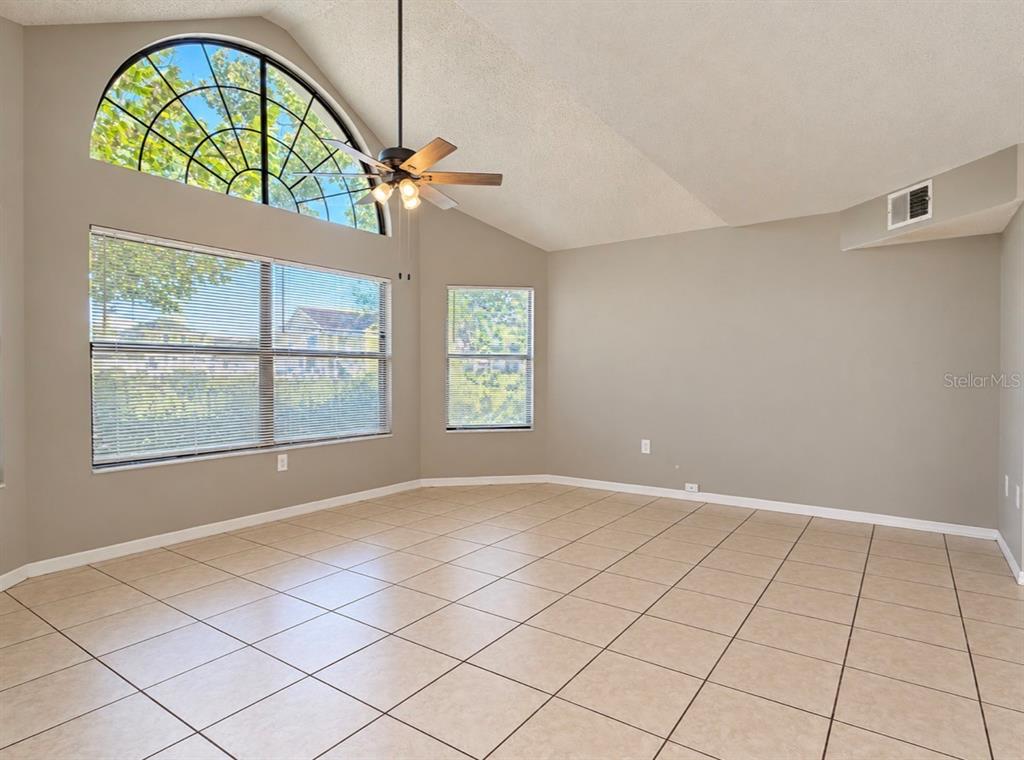 3002 RIO GRANDE TRAIL UNIT 3002, KISSIMMEE, FL — photo 5 of 23