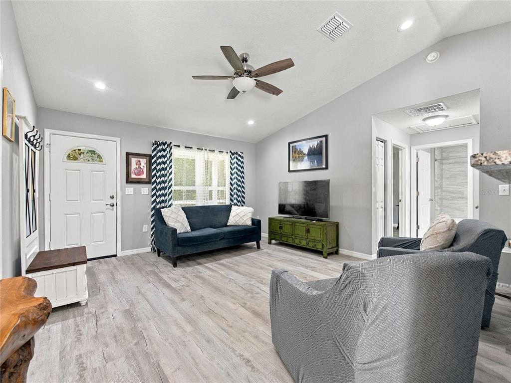 1658 NE 162ND PLACE, CITRA, FL — photo 5 of 25