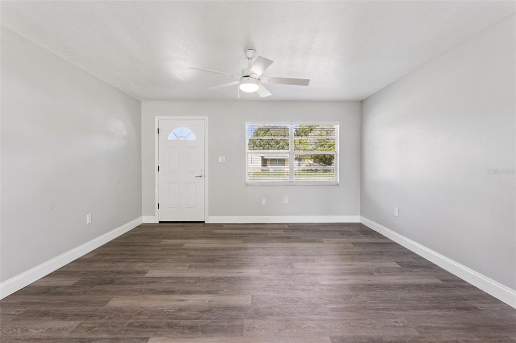 801 ELM AVENUE, FRUITLAND PARK, FL — photo 5 of 30
