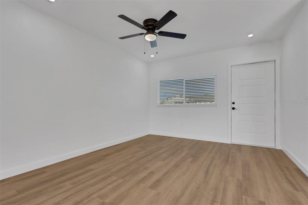 6121 MYRTLEWOOD ROAD, NORTH PORT, FL — photo 3 of 28