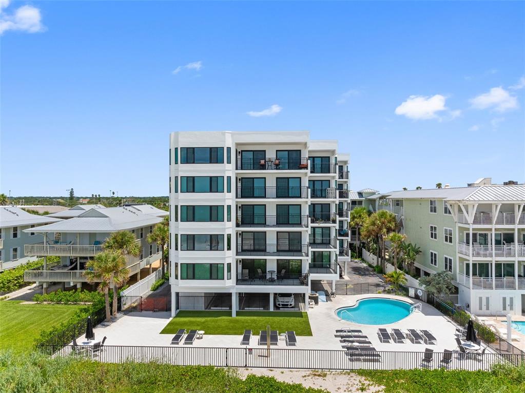 1310 GULF BOULEVARD UNIT 502, INDIAN ROCKS BEACH, FL — photo 2 of 30