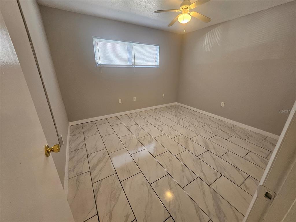 460 BASE AVENUE E UNIT 110, VENICE, FL — photo 3 of 11
