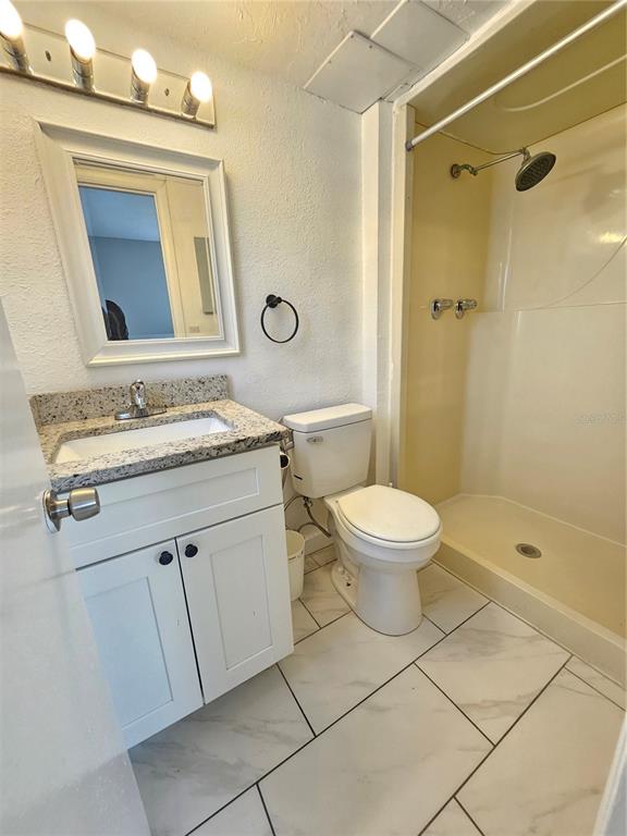 460 BASE AVENUE E UNIT 110, VENICE, FL — photo 4 of 11