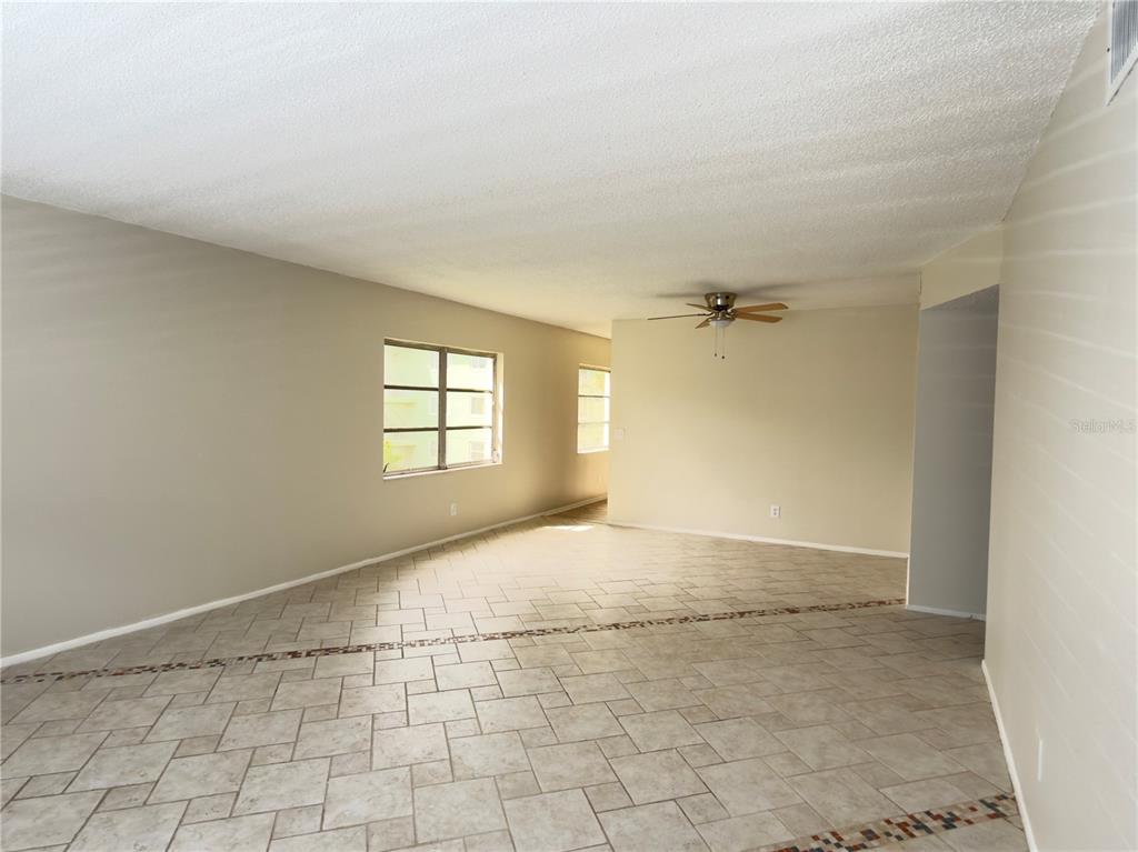 2378 ECUADORIAN WAY UNIT 22, CLEARWATER, FL — photo 5 of 23