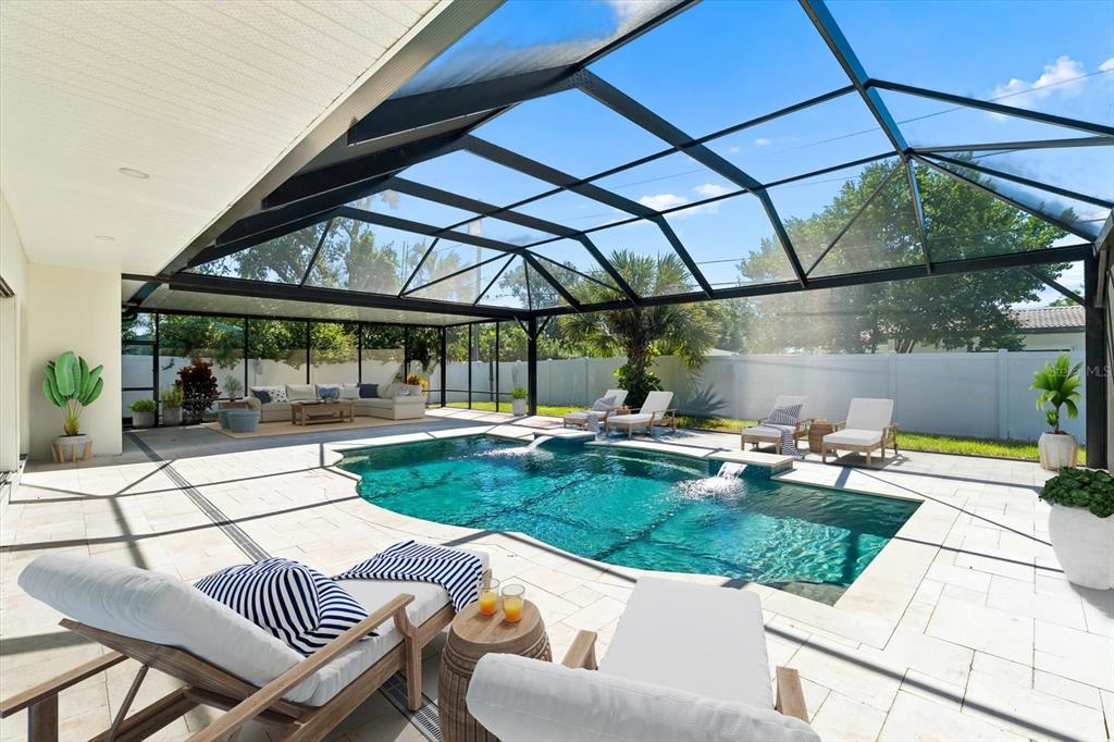 2432 INDIAN AVENUE, BELLEAIR BLUFFS, FL — photo 5 of 30