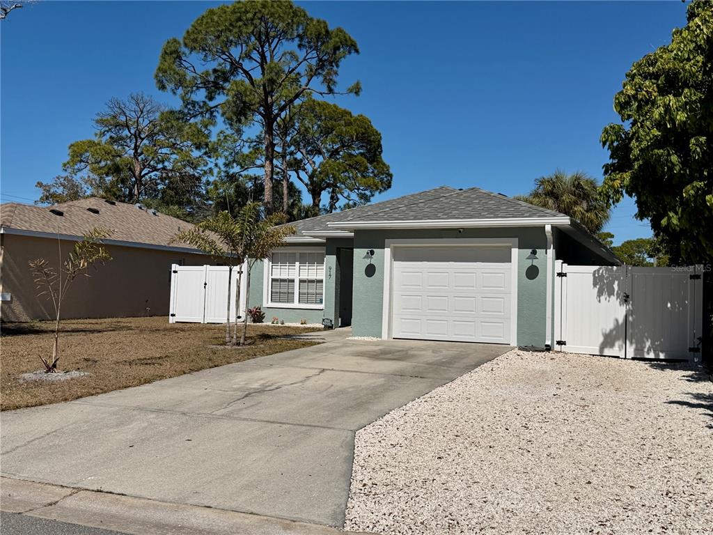 917 WINTER GARDEN DRIVE