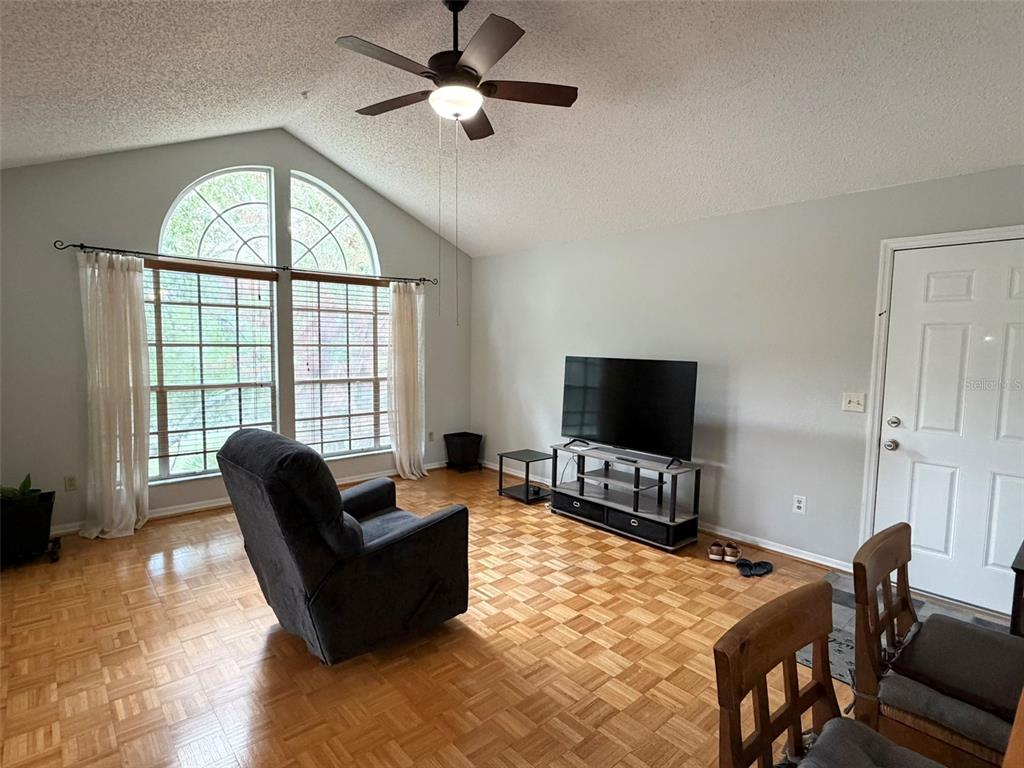 1141 EXCELLER COURT UNIT 201, CASSELBERRY, FL — photo 4 of 22