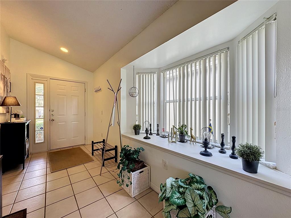 1523 GULF VUE DR, HAINES CITY, FL — photo 4 of 30